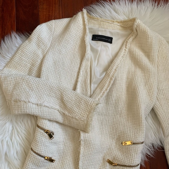 🛍 Zara Tweed Blazer - Picture 2 of 3